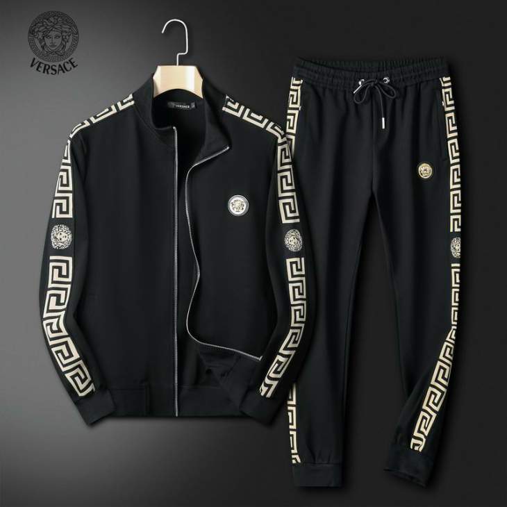 Picture of Versace Sweater Suits _SKUVersaceM-4XL25cx25942953